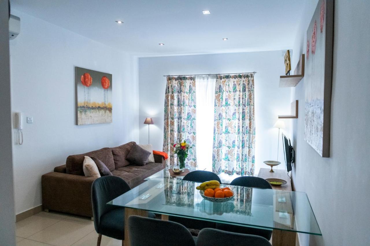 Rua Cosy Apartment Слима Экстерьер фото